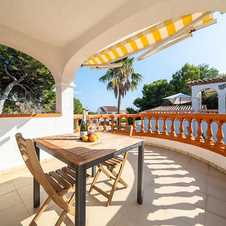 Charming Mediterranean House With Private Jacuzzi Sea And Mountain Views וילה