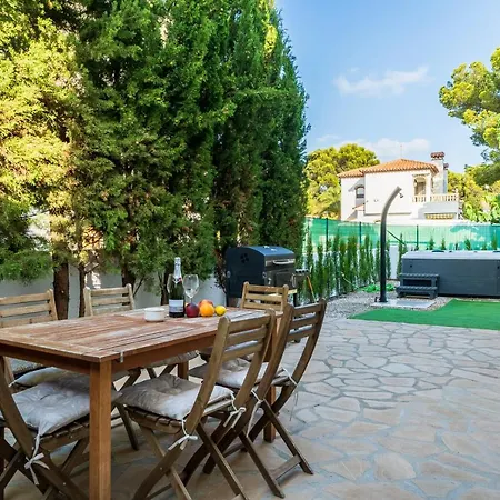 Charming Mediterranean House With Private Jacuzzi Sea And Mountain Views וילה Miami Playa